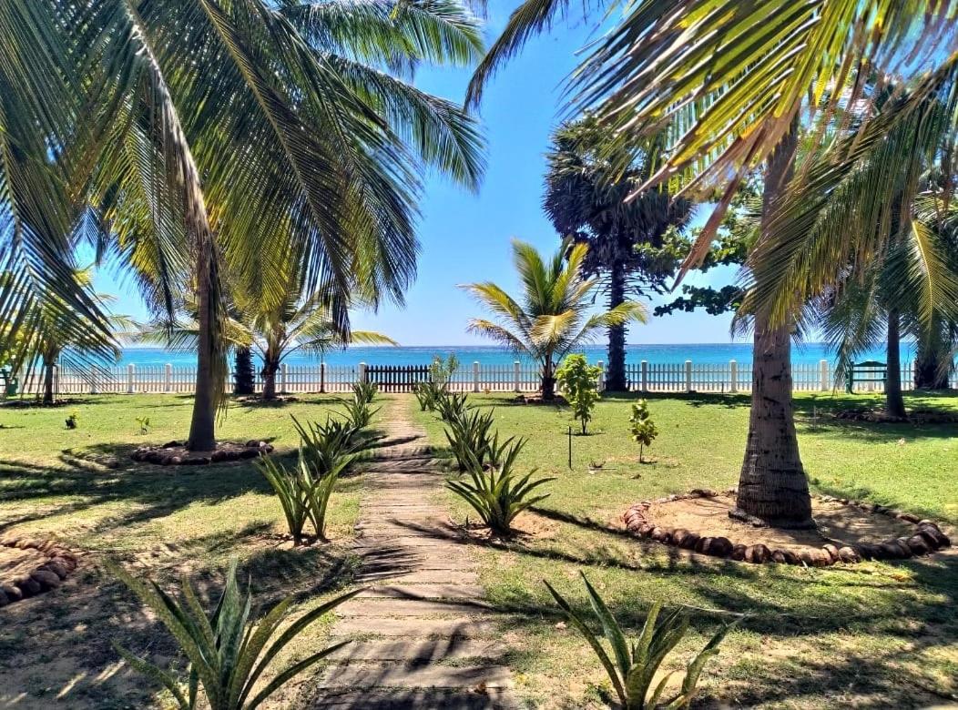 Pearl Oceanic Resort - ตรินโคมาลี ภายนอก รูปภาพ